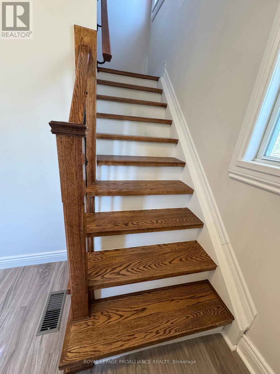 












17 MADOC STREET

,
Marmora and Lake,




Ontario
K0K2M0


