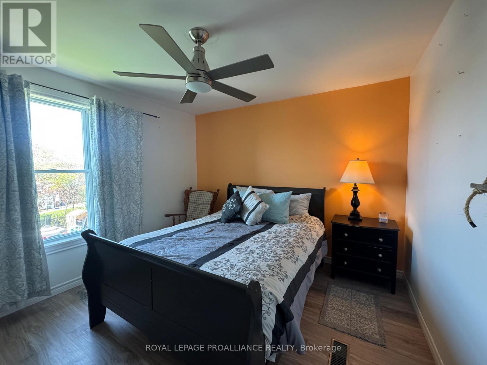 












17 MADOC STREET

,
Marmora and Lake,




Ontario
K0K2M0

