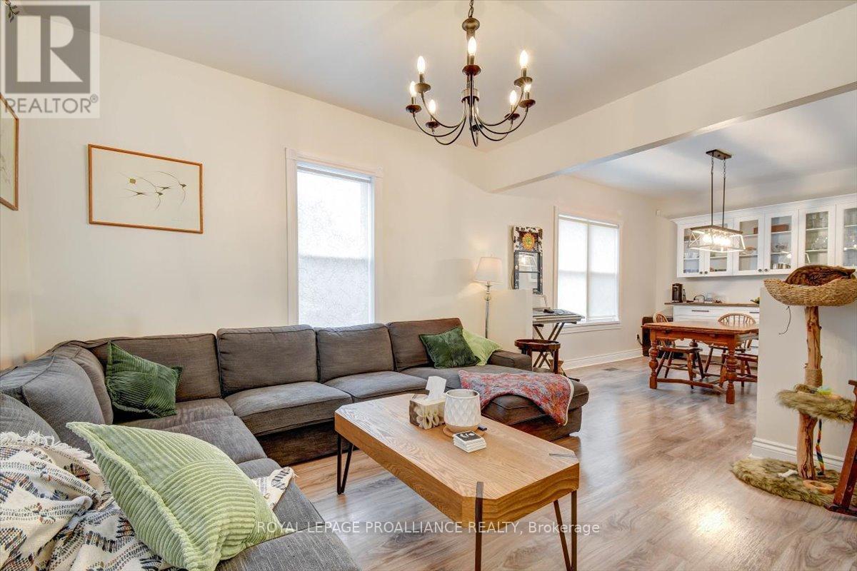 












17 MADOC STREET

,
Marmora and Lake,




Ontario
K0K2M0

