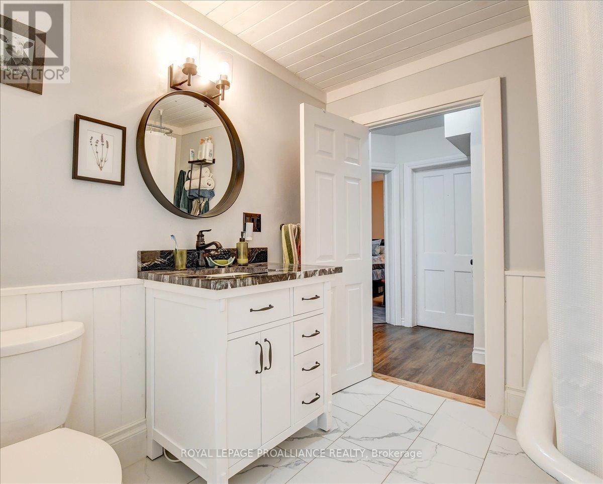












17 MADOC STREET

,
Marmora and Lake,




Ontario
K0K2M0

