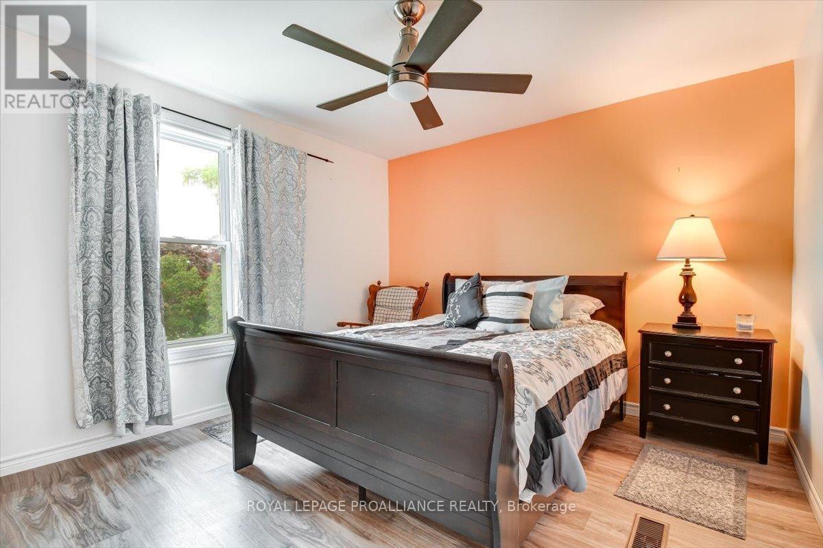 












17 MADOC STREET

,
Marmora and Lake,




Ontario
K0K2M0

