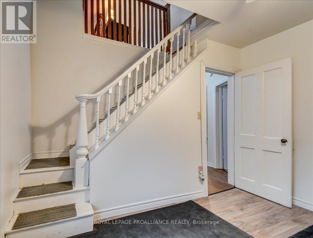 












17 MADOC STREET

,
Marmora and Lake,




Ontario
K0K2M0

