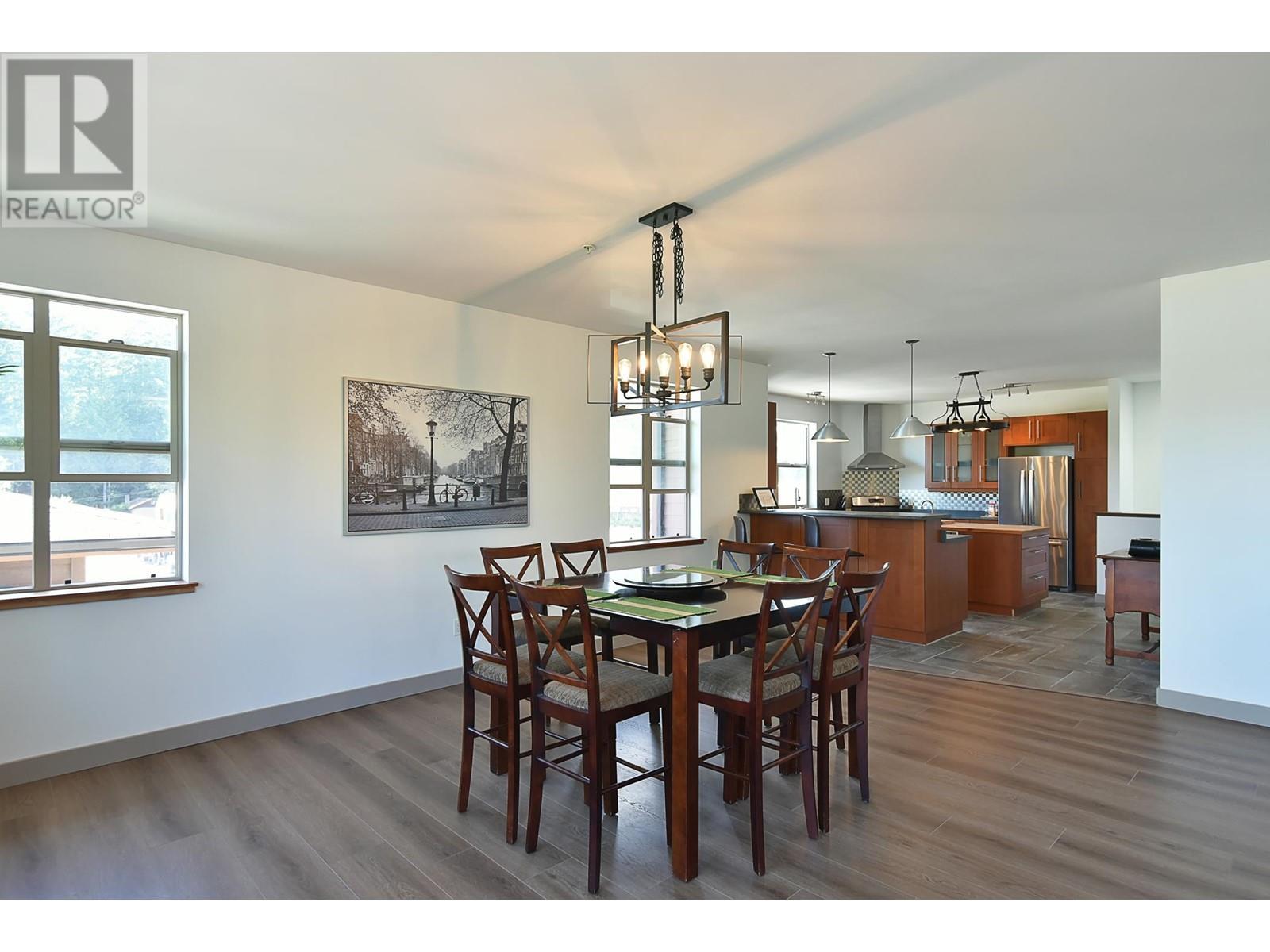 












5533 SECHELT INLET CRESCENT

,
Sechelt,




British Columbia
V7Z0G1

