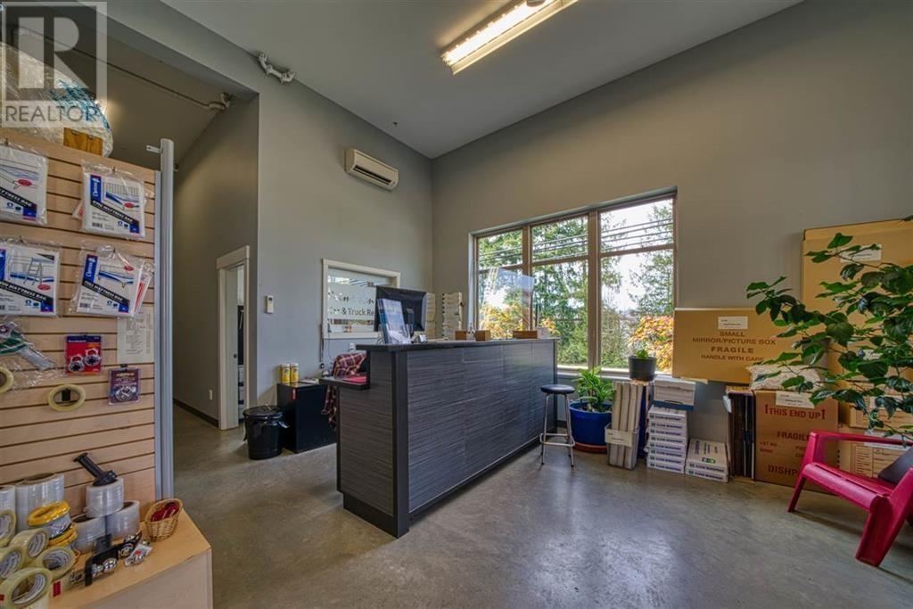 












5533 SECHELT INLET CRESCENT

,
Sechelt,




British Columbia
V7Z0G1

