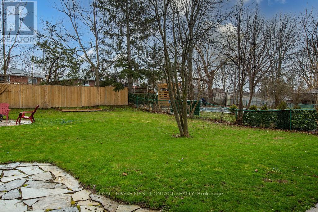 












205 WELLINGTON STREET E

,
Barrie,




Ontario
L4M2C9

