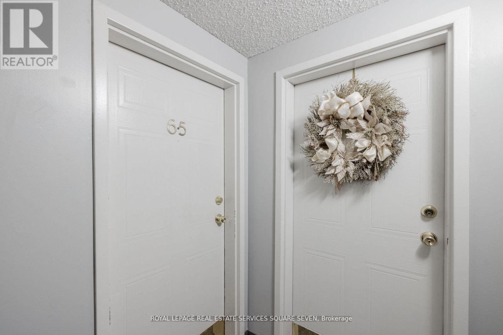 












65 - 1096 JALNA BOULEVARD

,
London South,




Ontario
N6E3B8


