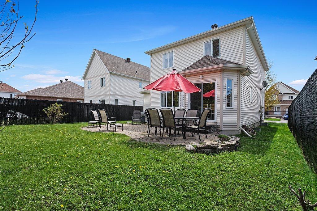 









16


Rue du Centaure

,
Gatineau (Aylmer),




QC
J9J3V2

