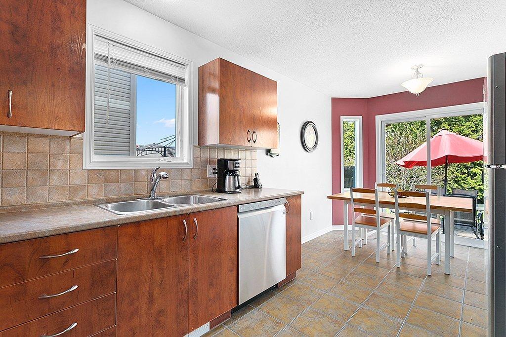









16


Rue du Centaure

,
Gatineau (Aylmer),




QC
J9J3V2

