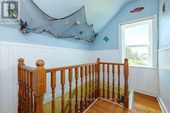 












42 BAY STREET S

,
Northern Bruce Peninsula,




Ontario
N0H2R0

