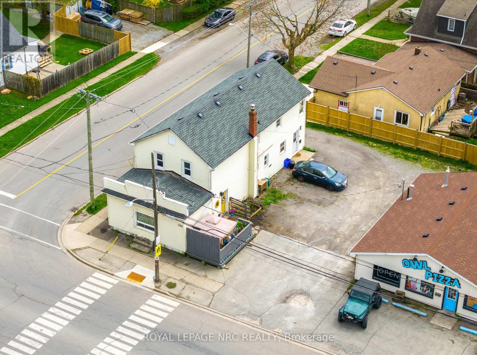 












396 MAIN STREET W

,
Port Colborne (Main Street),




Ontario
L3K3W1

