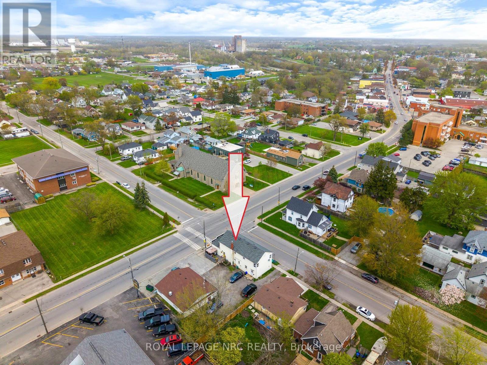 












396 MAIN STREET W

,
Port Colborne (Main Street),




Ontario
L3K3W1

