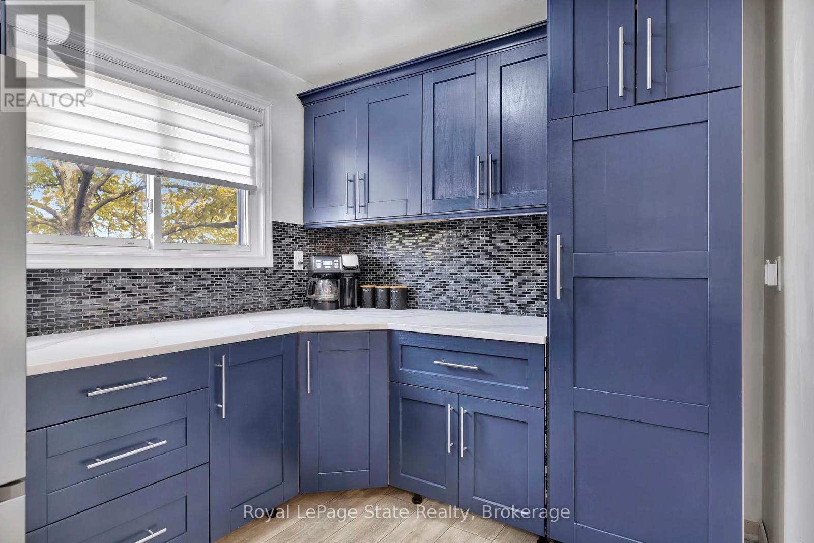 












60 - 11 HARRISFORD STREET

,
Hamilton (Red Hill),




Ontario
L8K6L7

