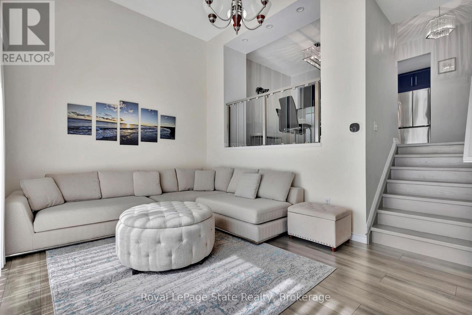 












60 - 11 HARRISFORD STREET

,
Hamilton (Red Hill),




Ontario
L8K6L7

