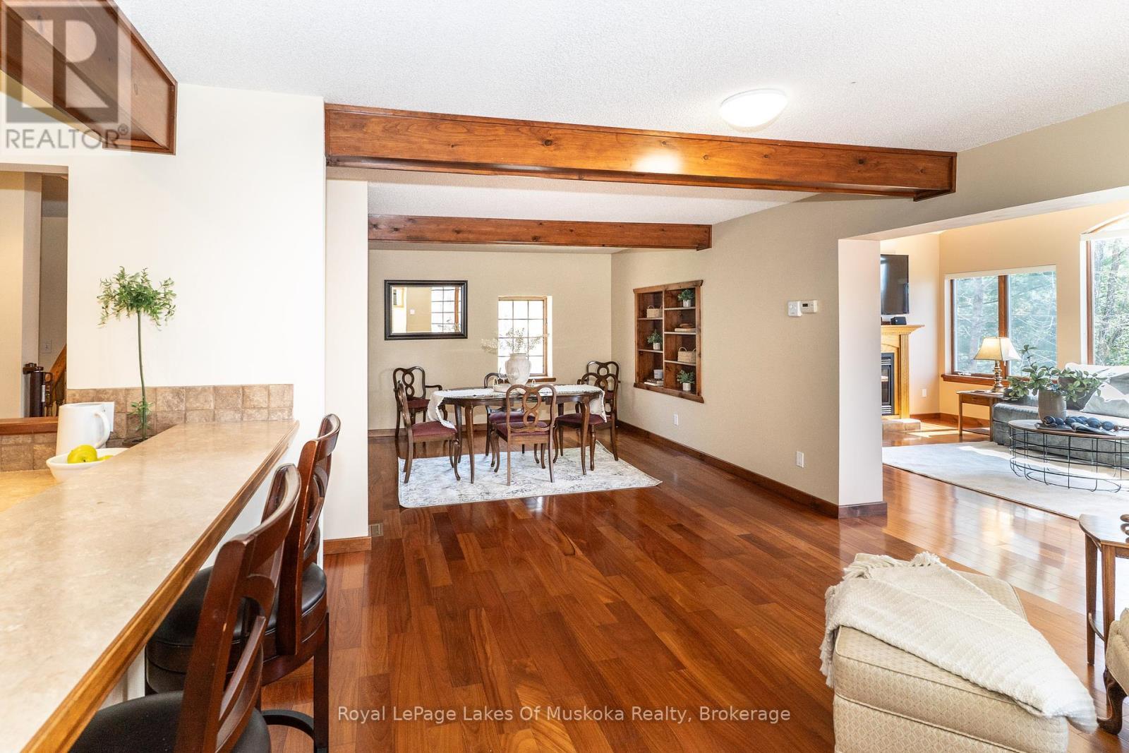 












1128 KAWAGAMA LAKE ROAD

,
Algonquin Highlands (Sherborne),




Ontario
P0A1E0


