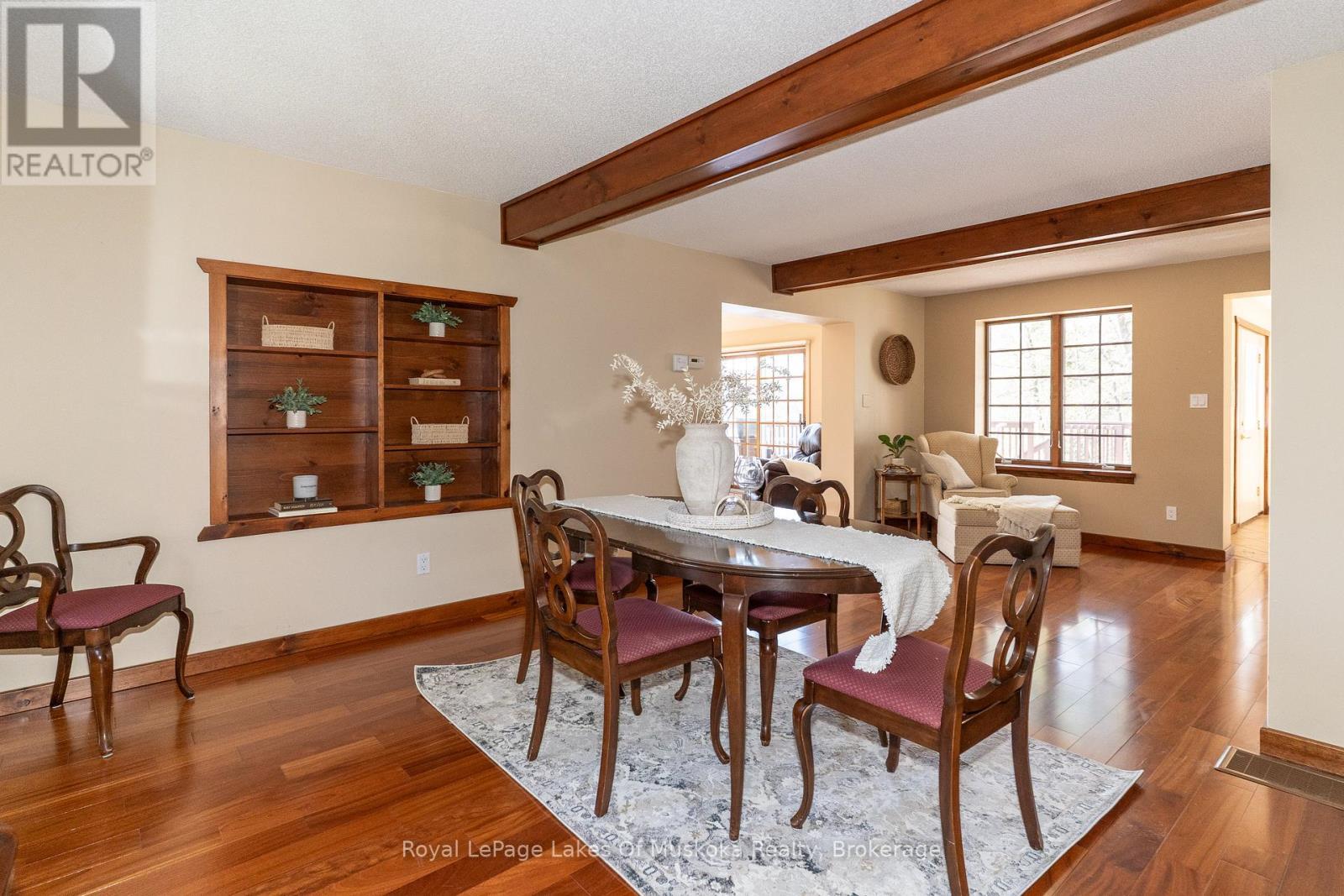 












1128 KAWAGAMA LAKE ROAD

,
Algonquin Highlands (Sherborne),




Ontario
P0A1E0

