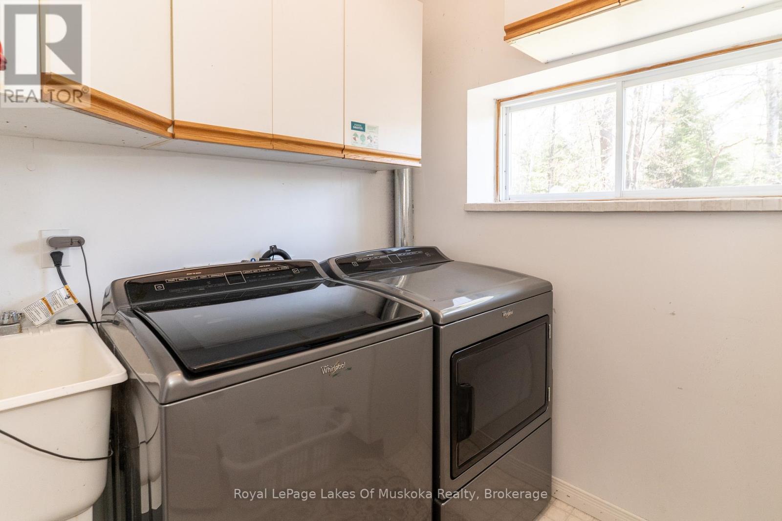 












1128 KAWAGAMA LAKE ROAD

,
Algonquin Highlands (Sherborne),




Ontario
P0A1E0

