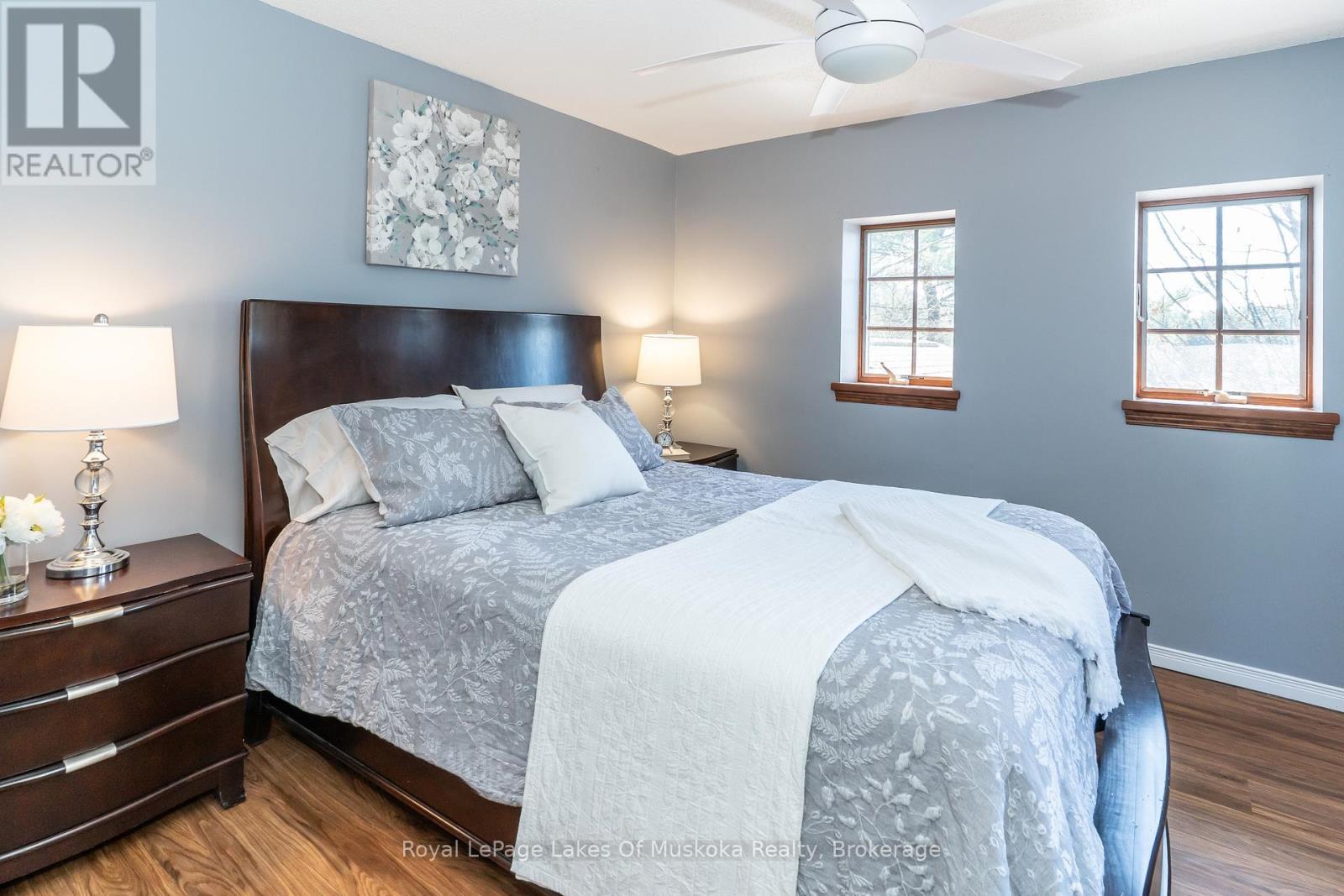 












1128 KAWAGAMA LAKE ROAD

,
Algonquin Highlands (Sherborne),




Ontario
P0A1E0

