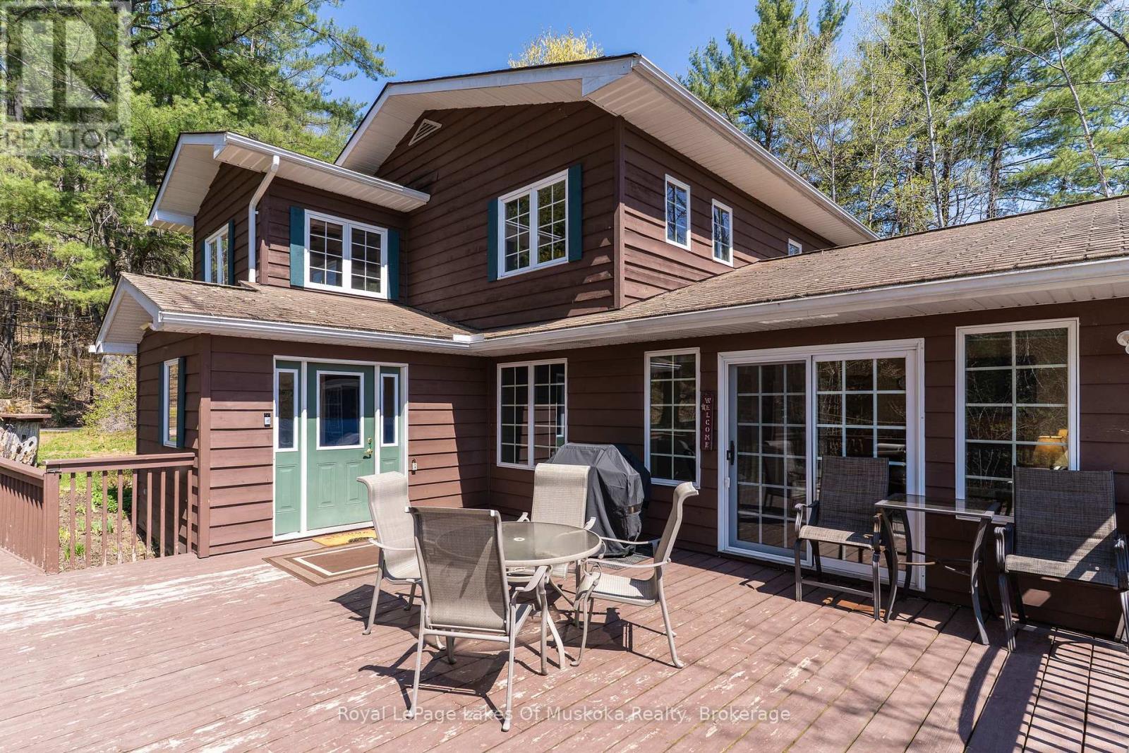












1128 KAWAGAMA LAKE ROAD

,
Algonquin Highlands (Sherborne),




Ontario
P0A1E0

