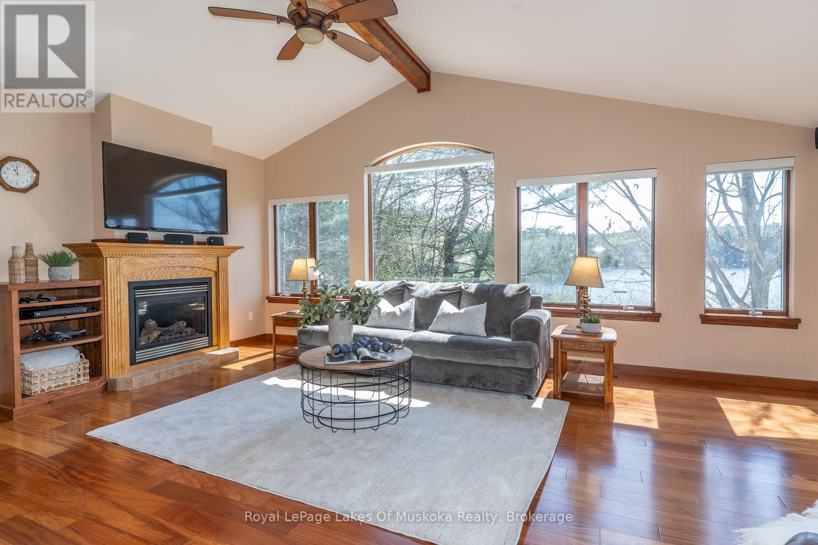












1128 KAWAGAMA LAKE ROAD

,
Algonquin Highlands (Sherborne),




Ontario
P0A1E0

