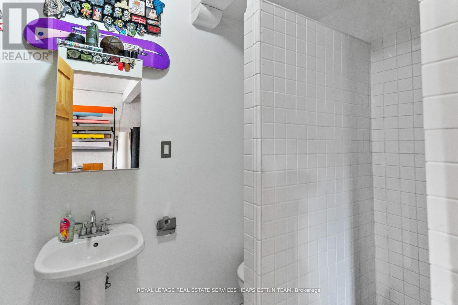 












14 & 16 SKEY LANE

,
Toronto,




Ontario
M6J3S4

