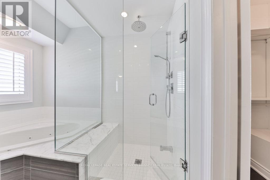 












10 - 2160 TRAFALGAR ROAD W

,
Oakville,




Ontario
L6H7H2

