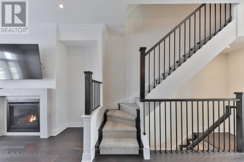 












10 - 2160 TRAFALGAR ROAD W

,
Oakville,




Ontario
L6H7H2

