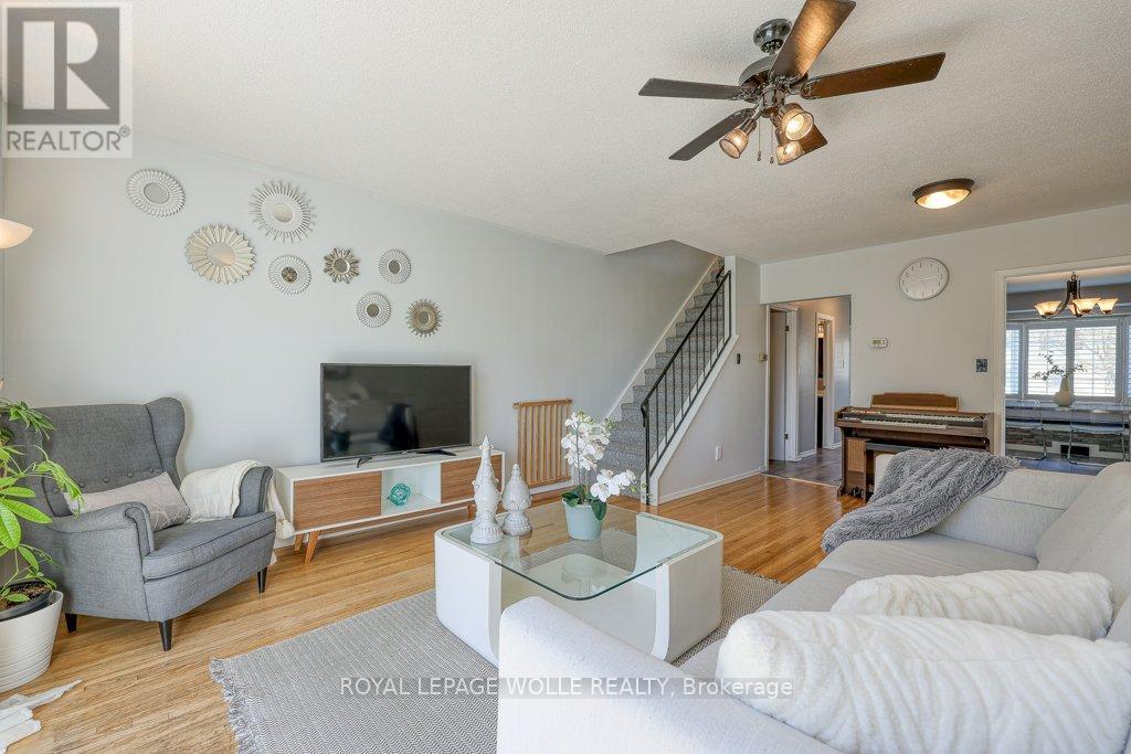 












1014B NESBITT CRESCENT

,
Woodstock,




Ontario
N4S7P1


