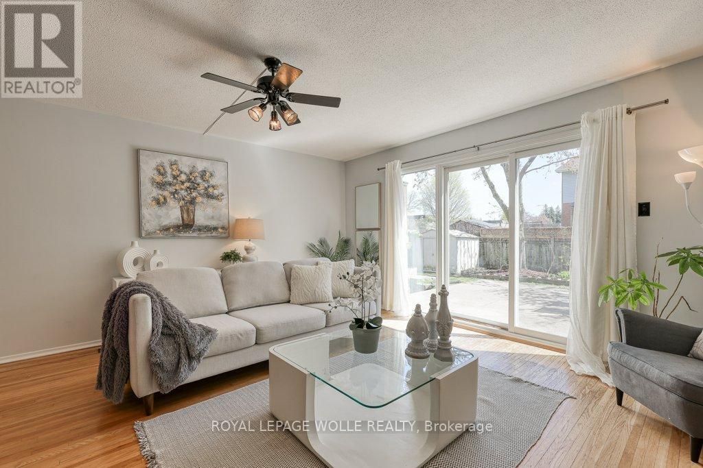 












1014B NESBITT CRESCENT

,
Woodstock,




Ontario
N4S7P1

