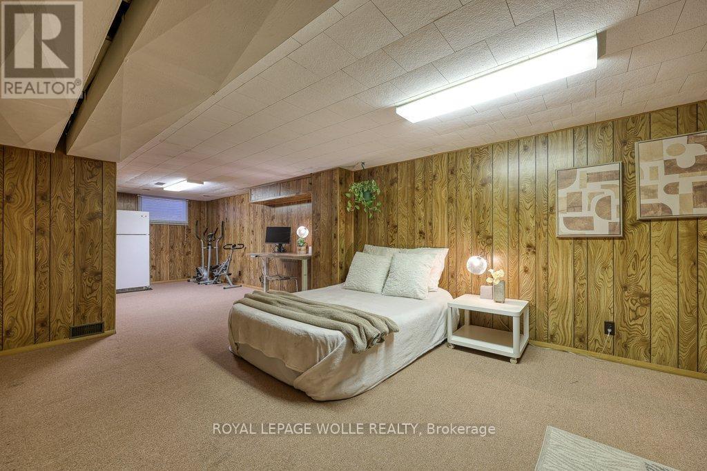 












1014B NESBITT CRESCENT

,
Woodstock,




Ontario
N4S7P1

