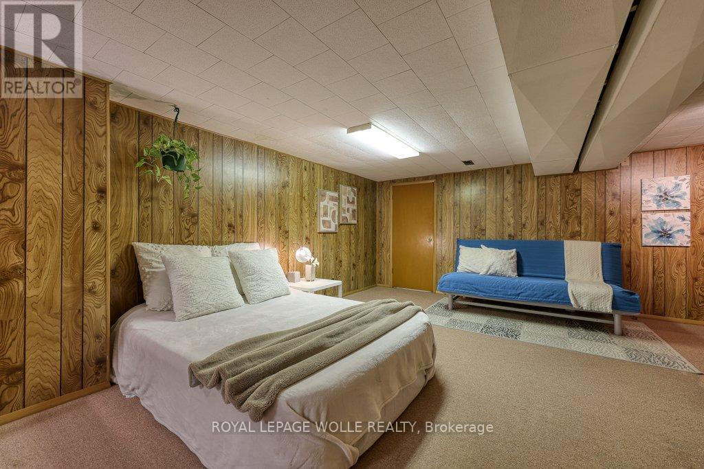 












1014B NESBITT CRESCENT

,
Woodstock,




Ontario
N4S7P1

