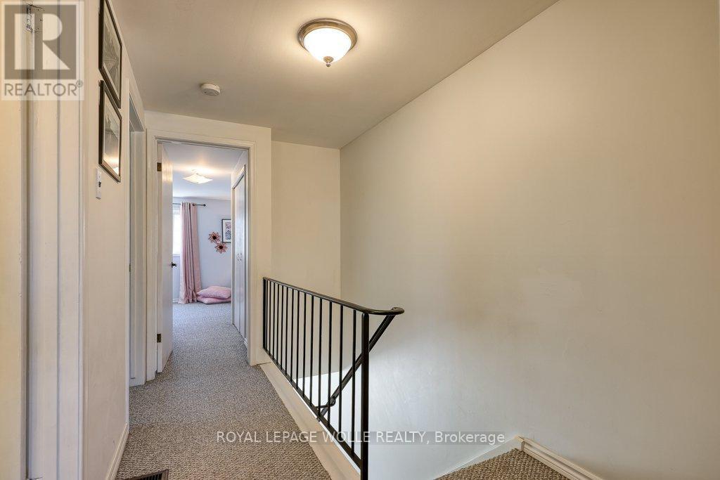 












1014B NESBITT CRESCENT

,
Woodstock,




Ontario
N4S7P1

