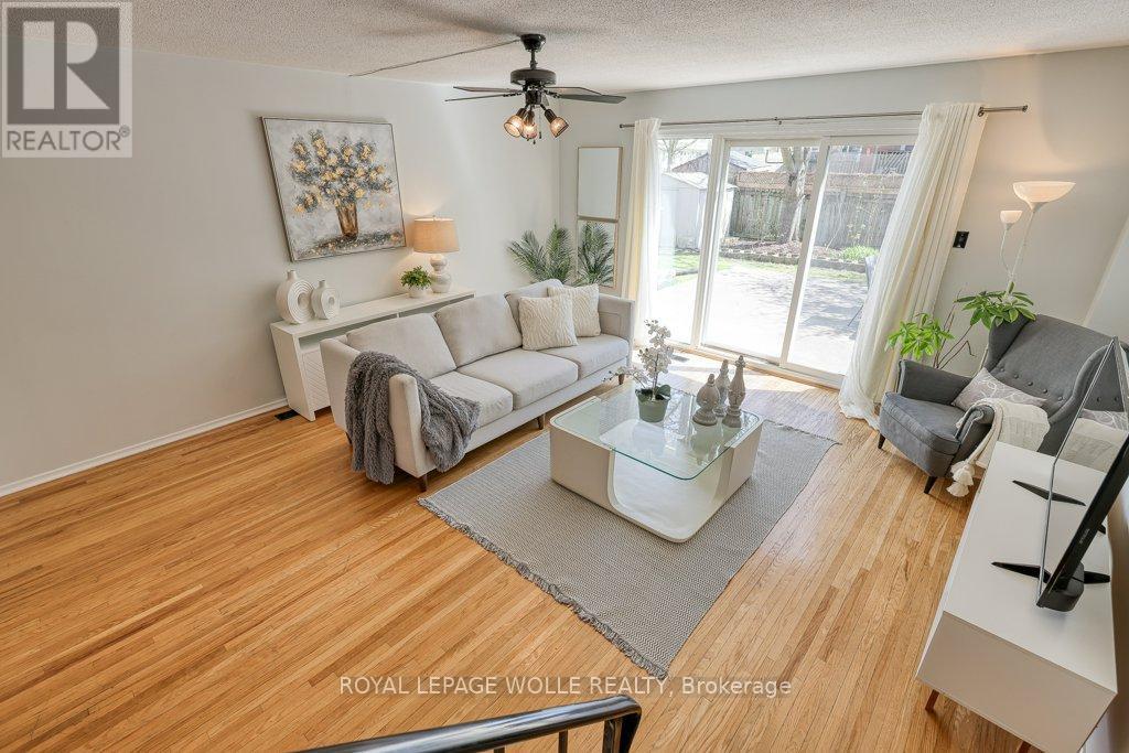 












1014B NESBITT CRESCENT

,
Woodstock,




Ontario
N4S7P1

