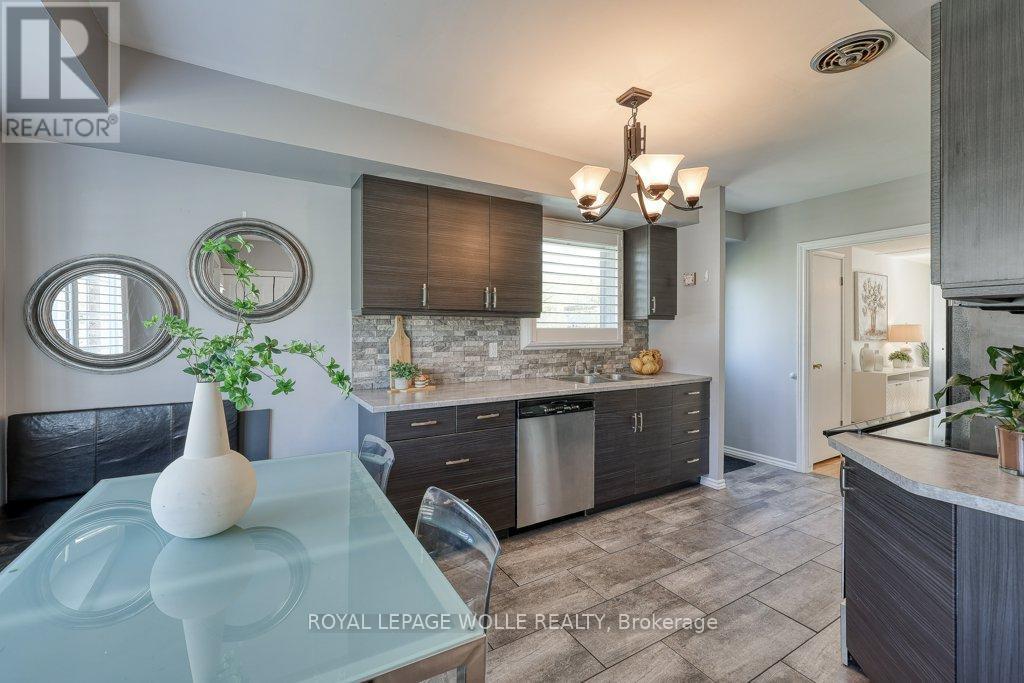 












1014B NESBITT CRESCENT

,
Woodstock,




Ontario
N4S7P1

