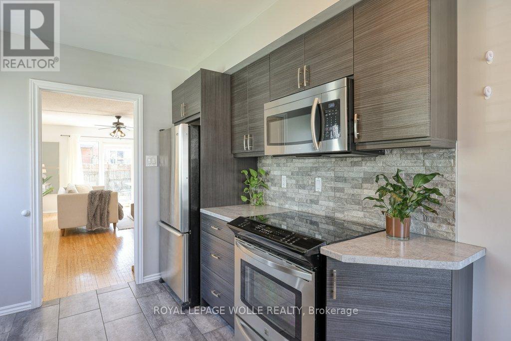 












1014B NESBITT CRESCENT

,
Woodstock,




Ontario
N4S7P1


