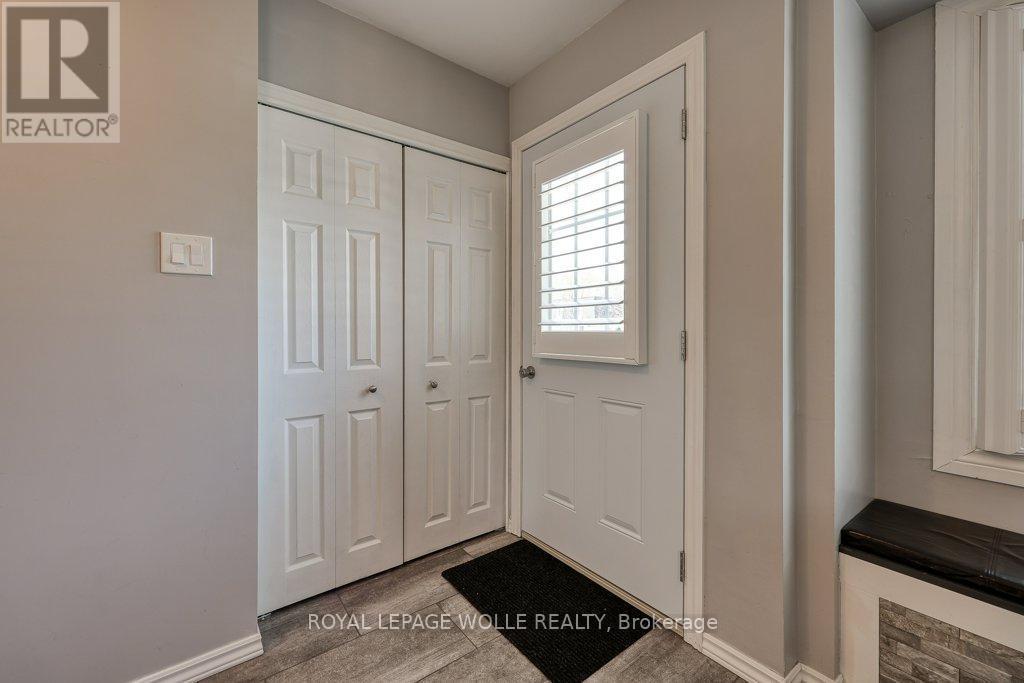 












1014B NESBITT CRESCENT

,
Woodstock,




Ontario
N4S7P1

