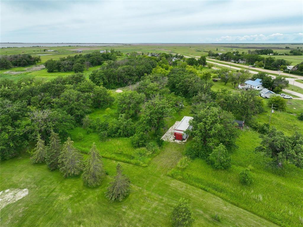 












2 Oak Avenue

,
Oak Point,







Manitoba
R0C2S0

