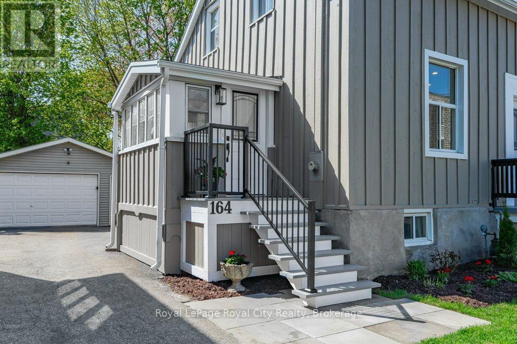 












164 SUFFOLK STREET W

,
Guelph (Downtown),




Ontario
N1H2J8

