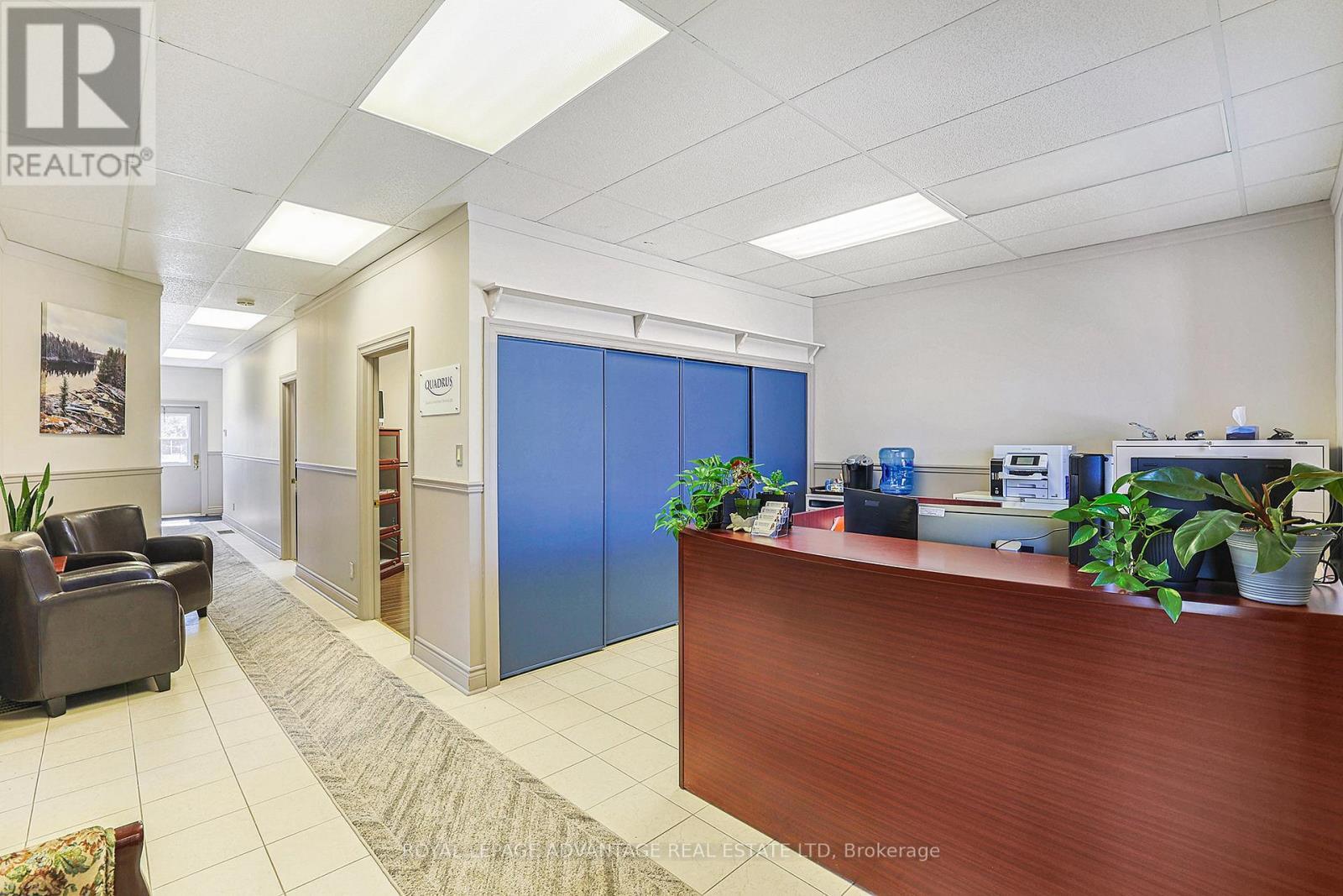 












37 WILLIAM STREET E

,
Smiths Falls,




Ontario
K7A1C3

