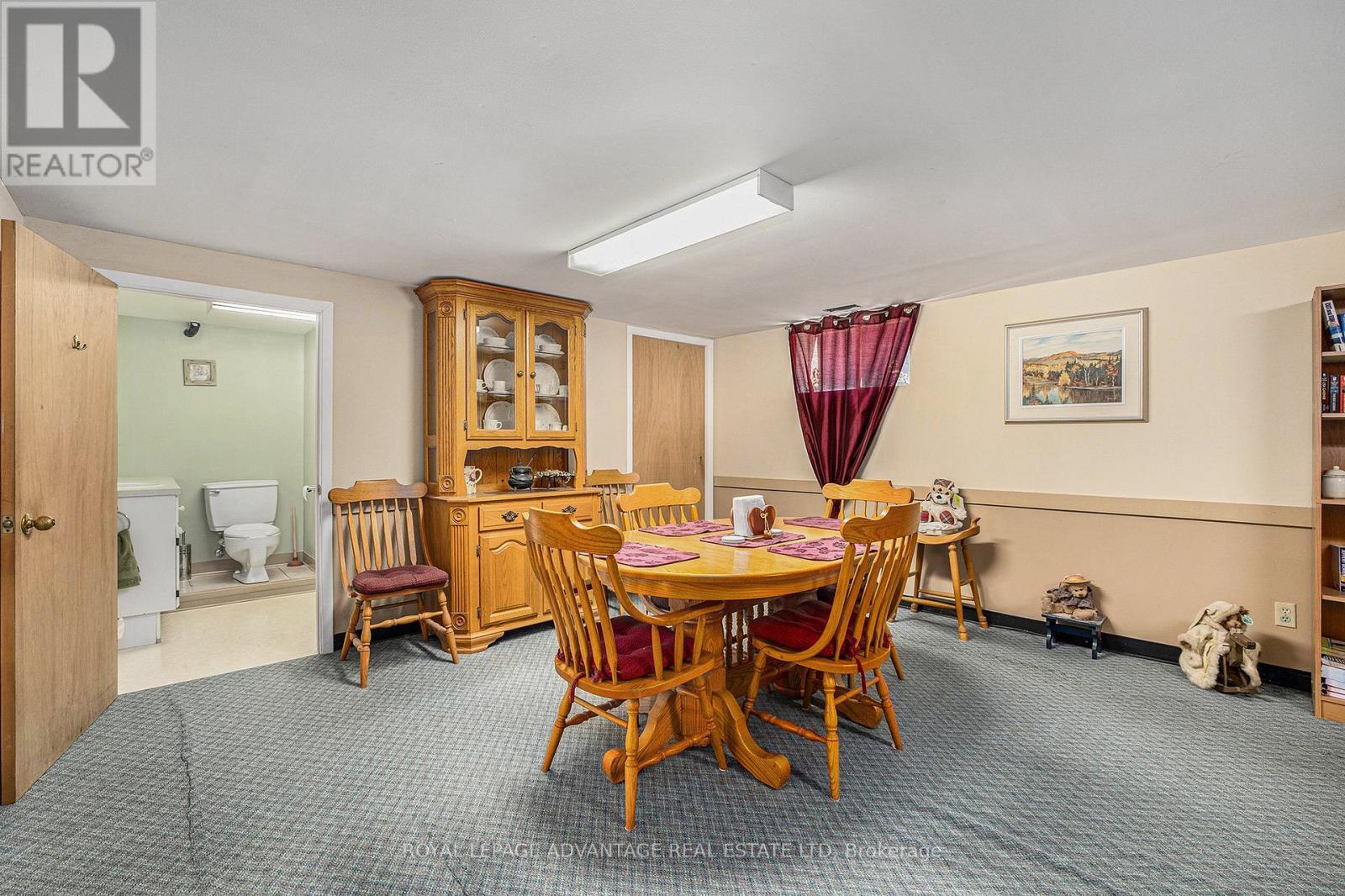 












37 WILLIAM STREET E

,
Smiths Falls,




Ontario
K7A1C3

