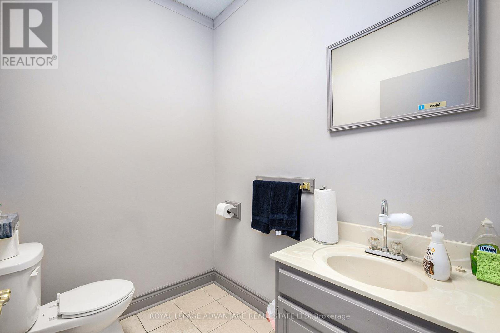 












37 WILLIAM STREET E

,
Smiths Falls,




Ontario
K7A1C3

