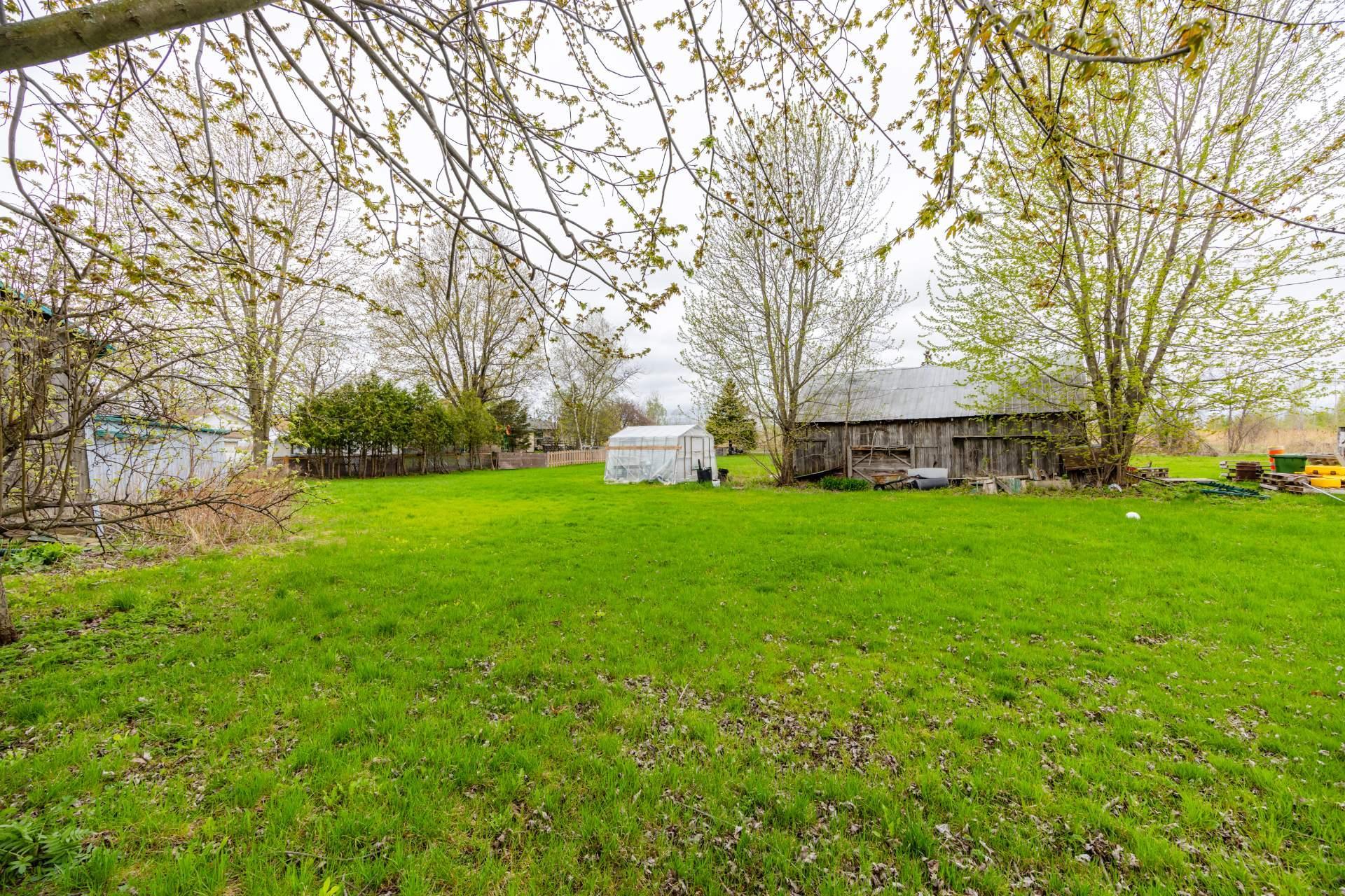 









6830


Ch. des Prairies

,
Brossard,




QC
J4Z3H8

