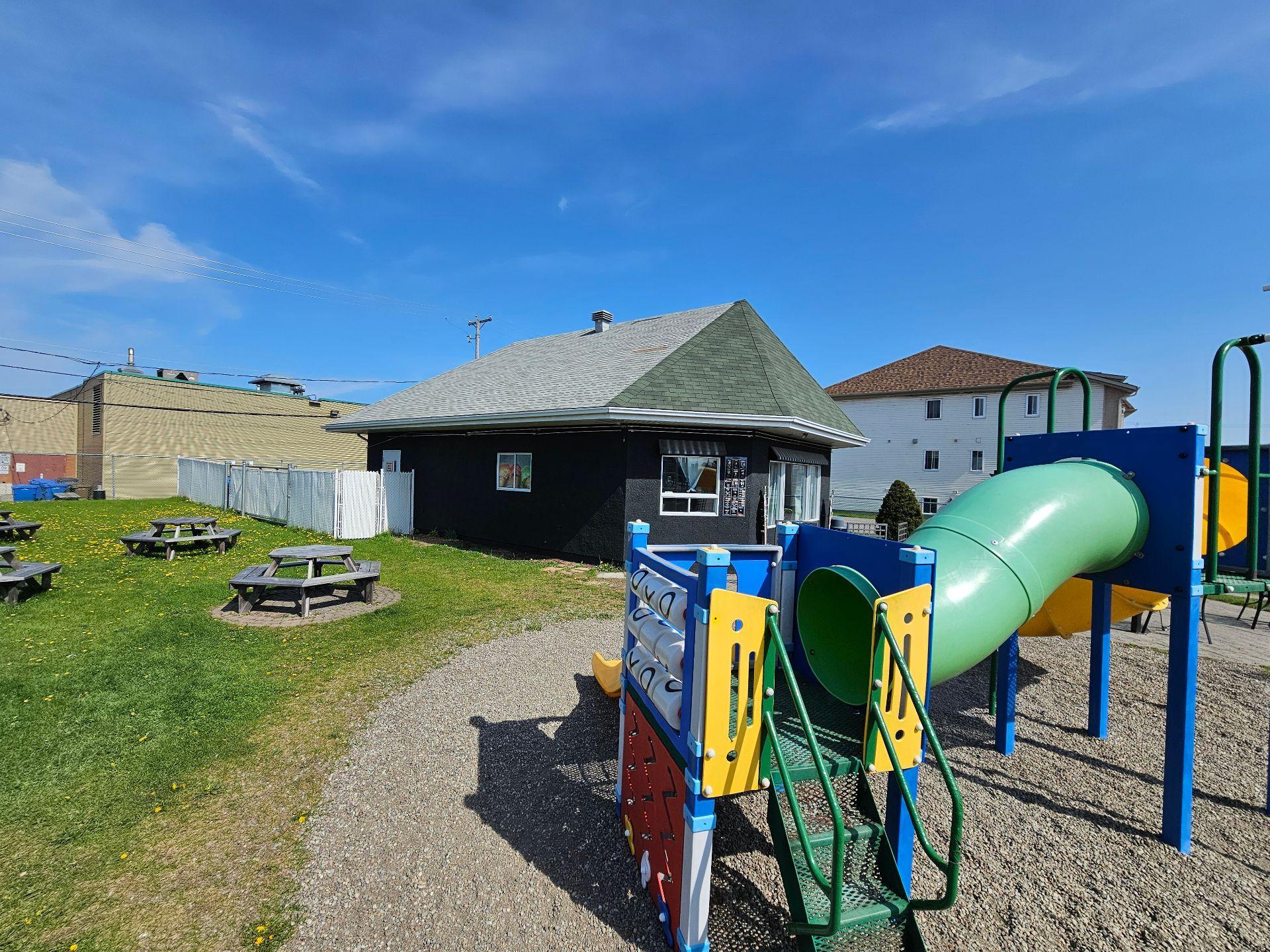 









1470


Mtée Major

,
Terrebonne (La Plaine),




QC
J7M1E6

