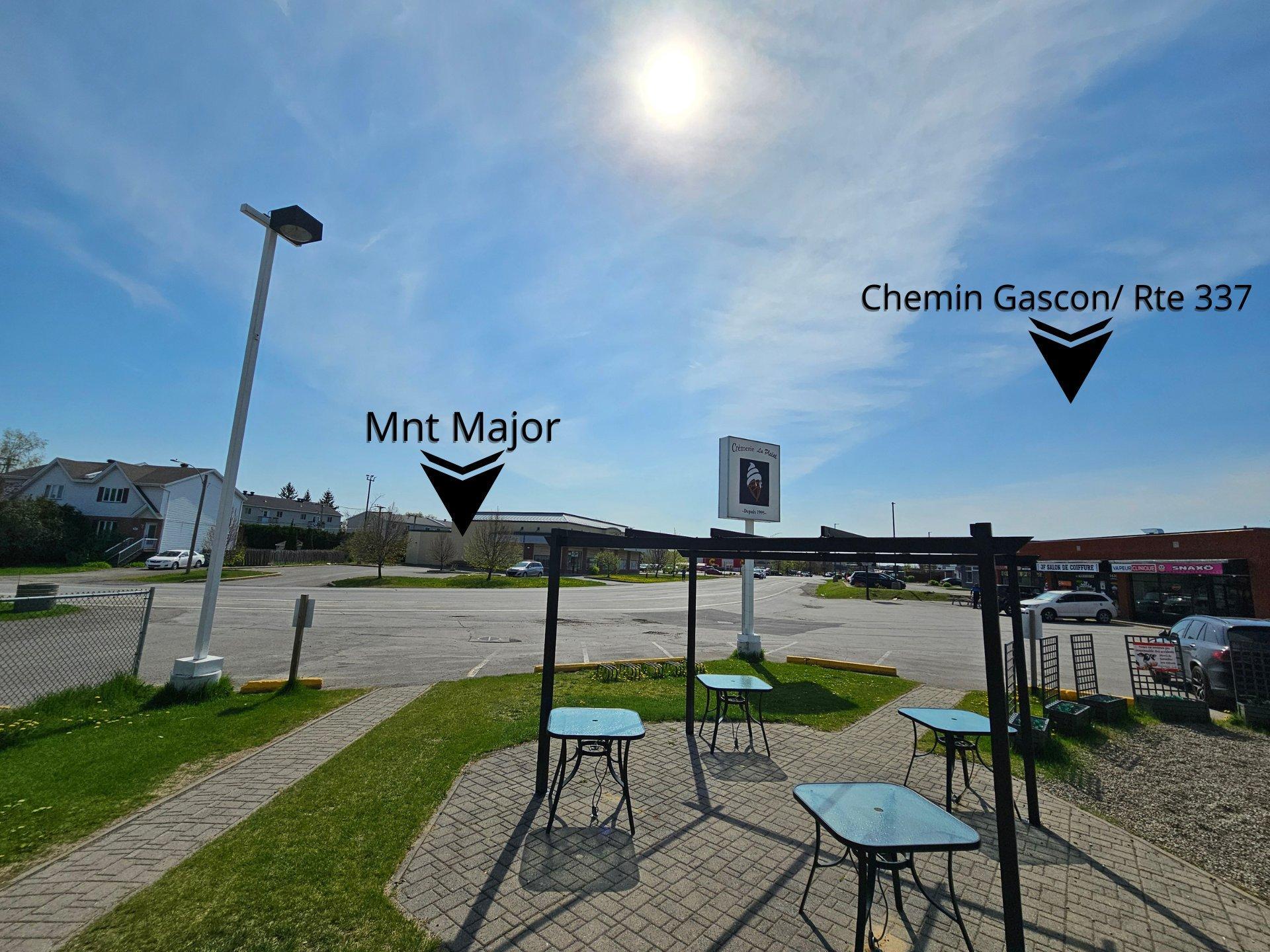 









1470


Mtée Major

,
Terrebonne (La Plaine),




QC
J7M1E6

