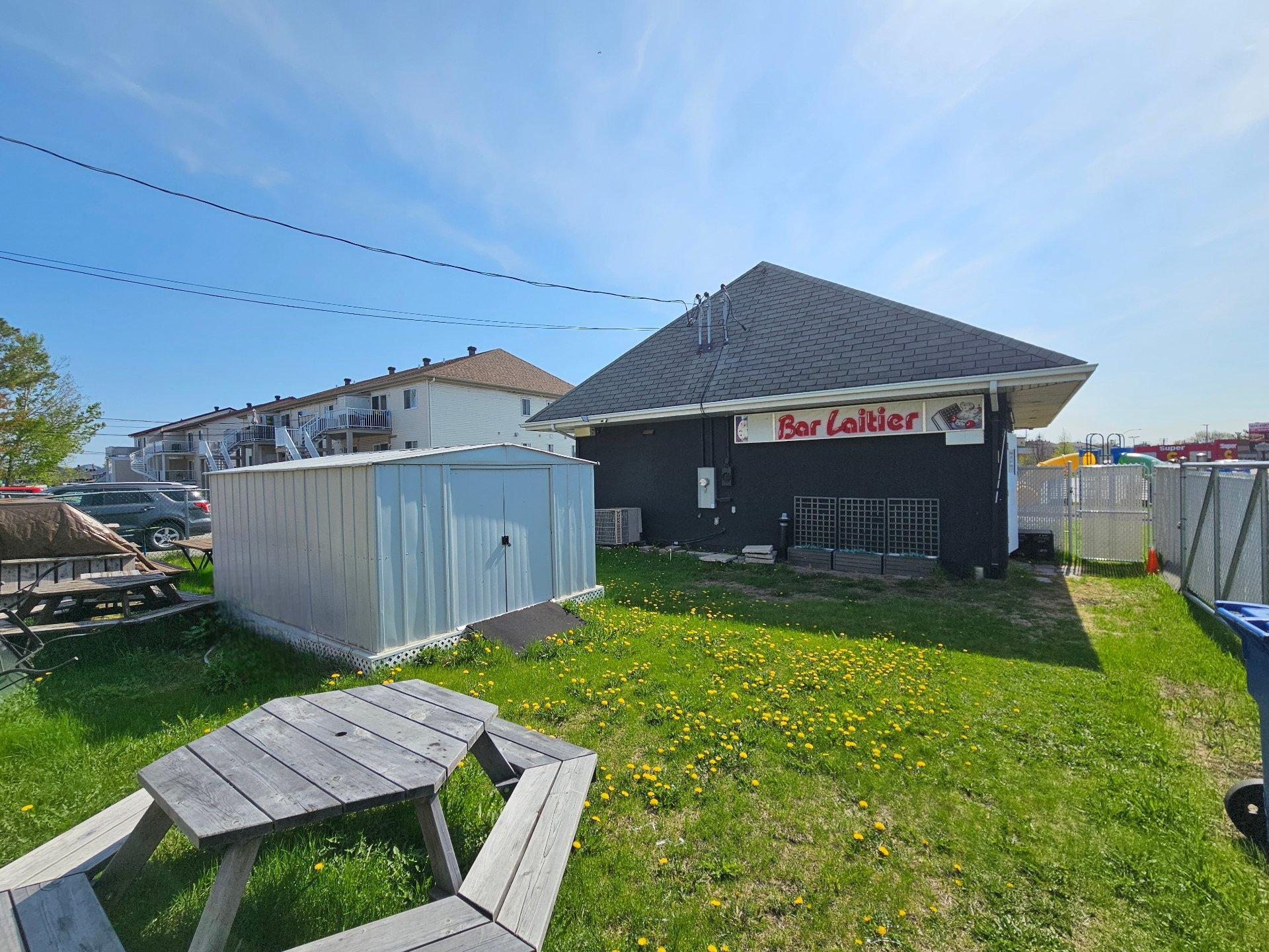 









1470


Mtée Major

,
Terrebonne (La Plaine),




QC
J7M1E6

