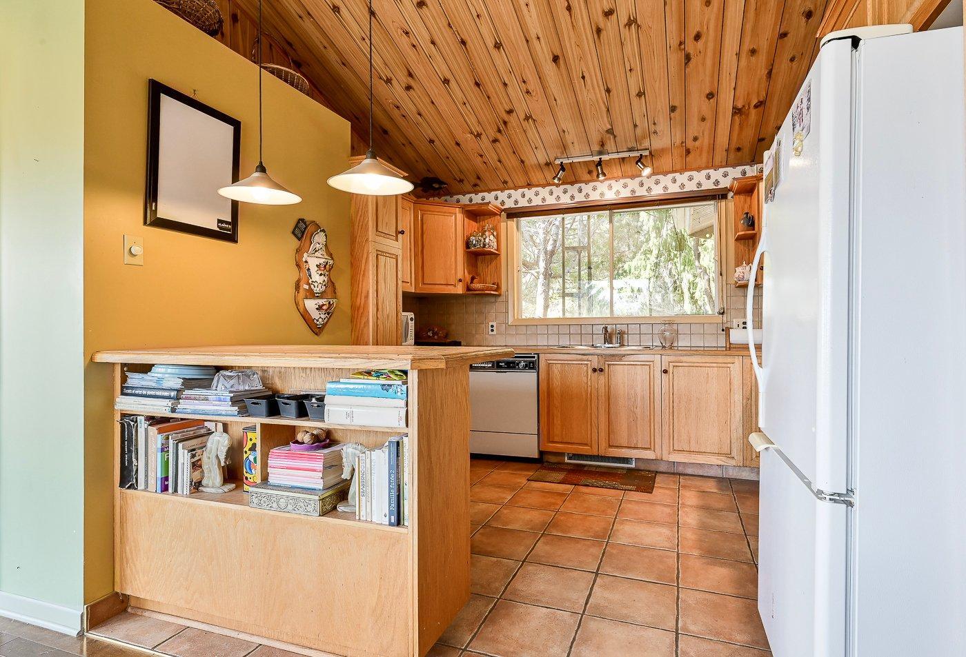 









1000


Rue Béique

,
Mont-Saint-Hilaire,




QC
J3G4S6

