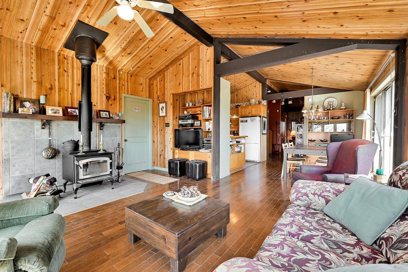 









1000


Rue Béique

,
Mont-Saint-Hilaire,




QC
J3G4S6

