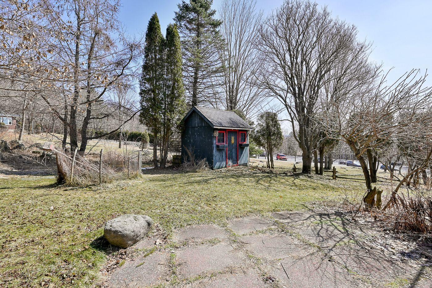 









1000


Rue Béique

,
Mont-Saint-Hilaire,




QC
J3G4S6

