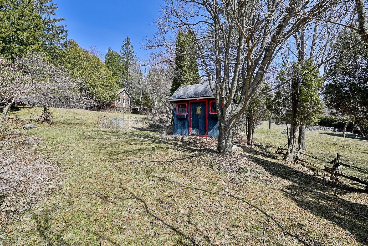 









1000


Rue Béique

,
Mont-Saint-Hilaire,




QC
J3G4S6

