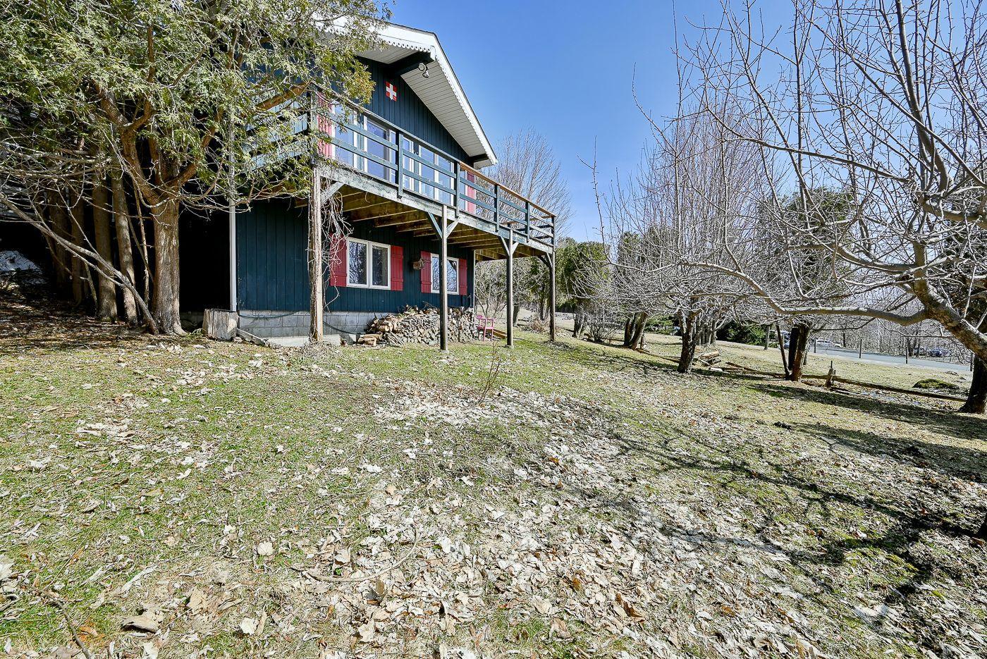 









1000


Rue Béique

,
Mont-Saint-Hilaire,




QC
J3G4S6

