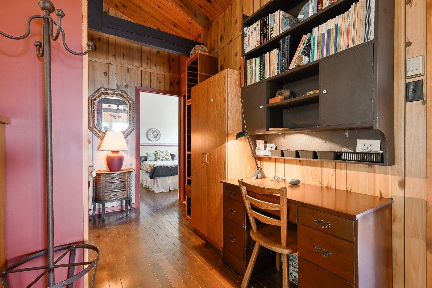 









1000


Rue Béique

,
Mont-Saint-Hilaire,




QC
J3G4S6

